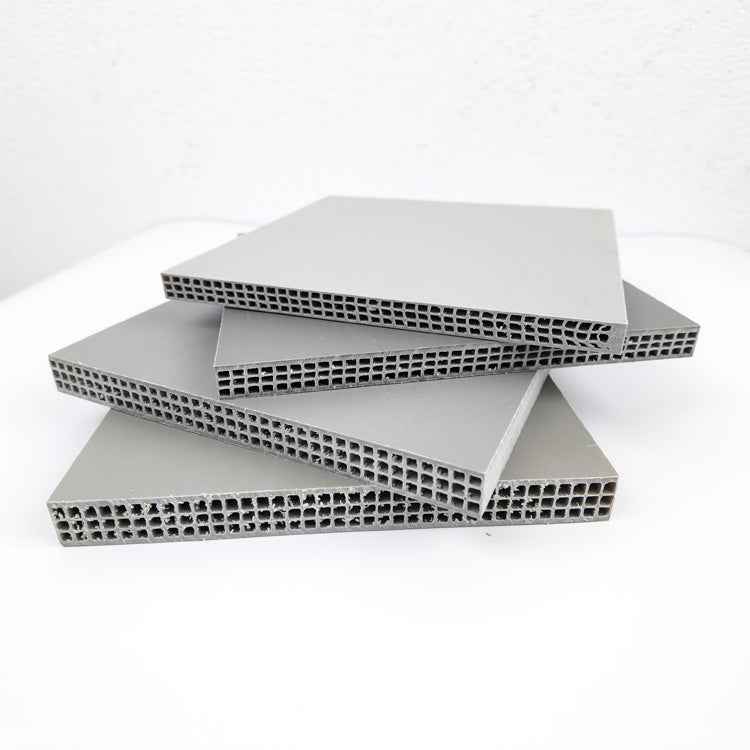 Long-Life Hollow Plastic Formwork | Advanced Plywood Replacement for Construction Project Supervisors