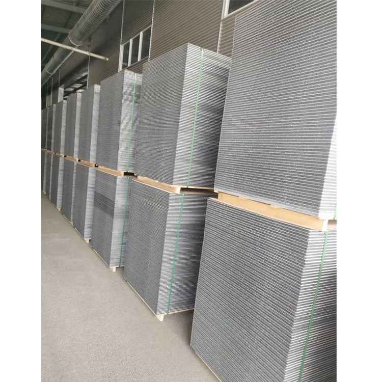 High-Strength Plastic Concrete Formwork Panels & Shuttering Boards for Construction Professionals