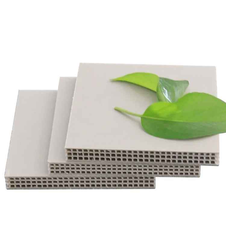Structural-Grade Recycled Plastic Shuttering Sheet | For Architectural Concrete Engineers