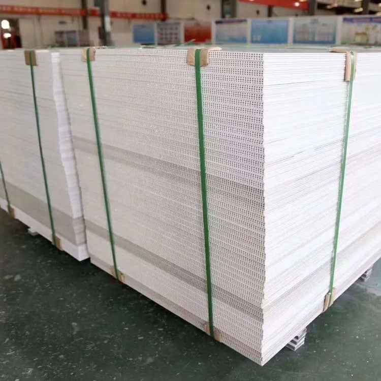 Wall-Specific Plastic Formwork Panels for Concrete Building Construction | For Concrete Wall Formwork Installation Contractors
