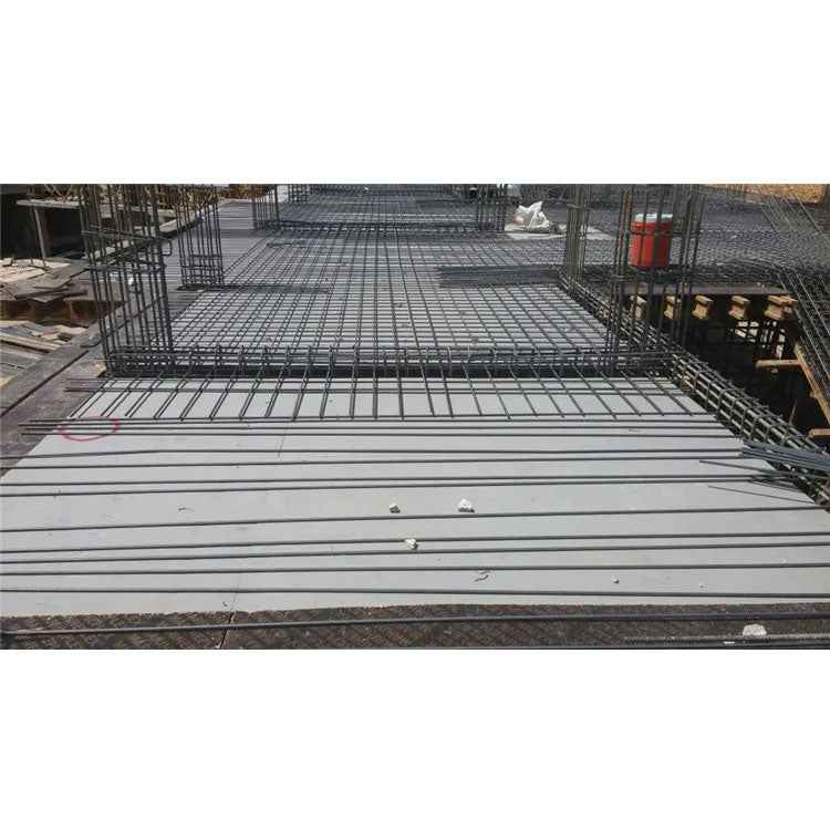 Textured-Surface Anti-slip PP Hollow Plastic Formwork for Safe Concrete Pours | For Construction Site Safety Equipment Manufacturing Plants